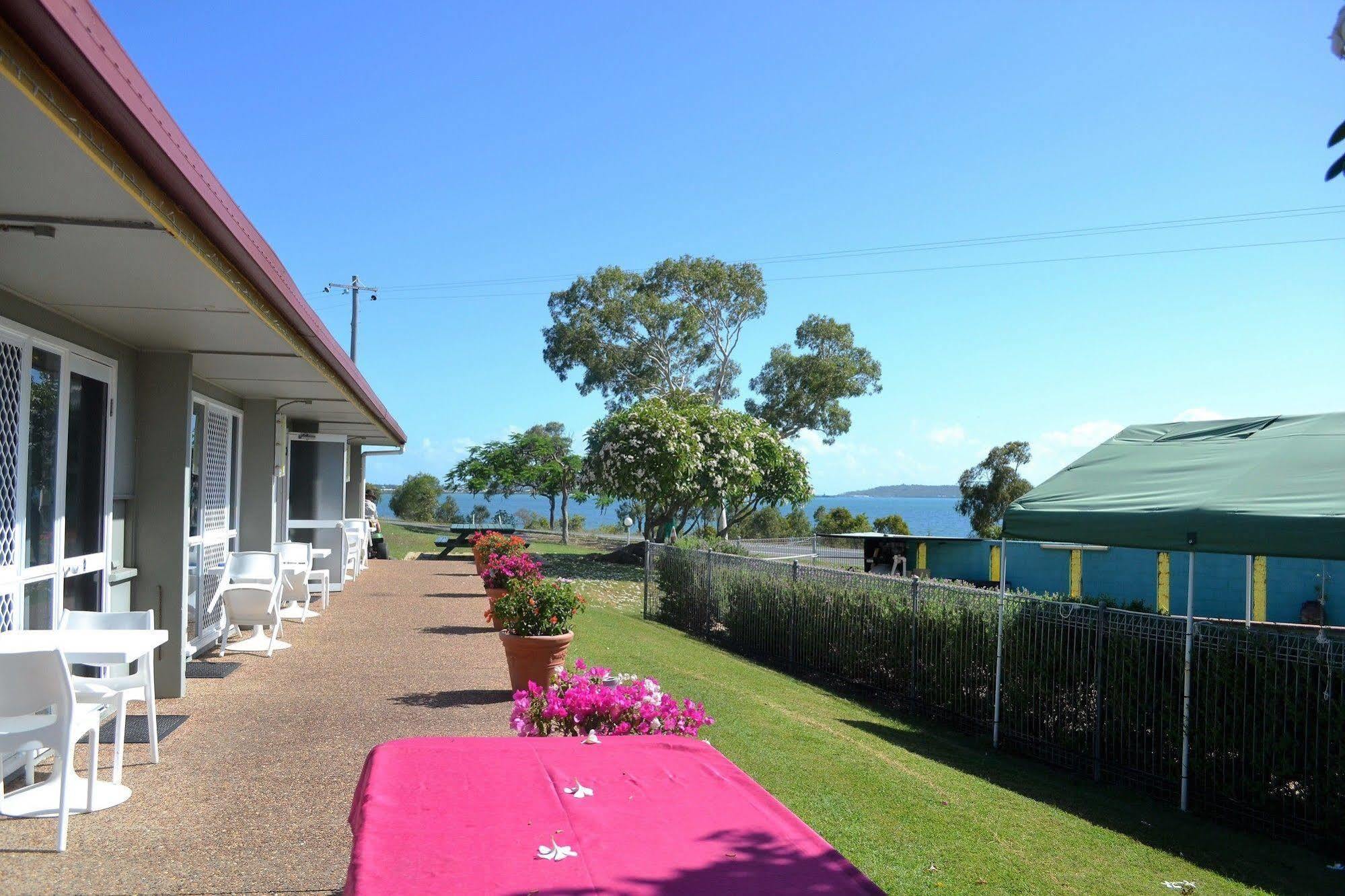Ocean View Motel Bowen Exterior photo